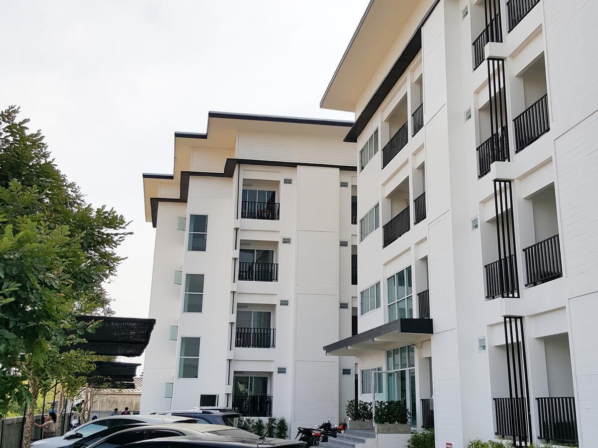 B2 Korat Boutique And Budget Hotel Накхонратчасіма Екстер'єр фото