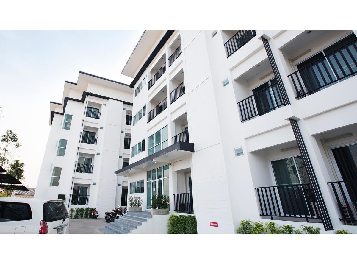 B2 Korat Boutique And Budget Hotel Накхонратчасіма Екстер'єр фото